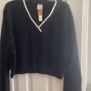 PINK Victoria's Secret Black Sweatshirt Classic Crew Neck